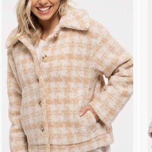 NWT Blu Pepper Cream and Tan Teddy Jacket